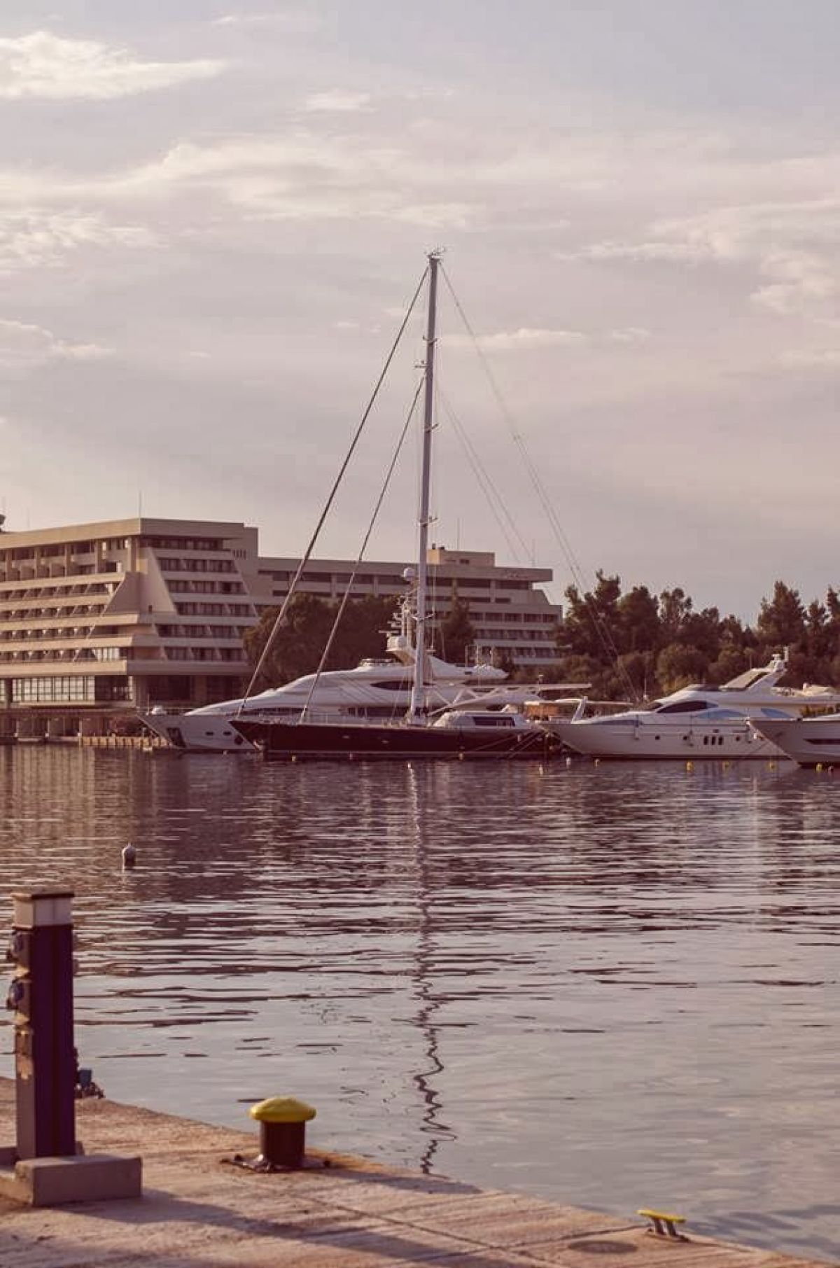 imagini hotel SITHONIA PORTO CARRAS